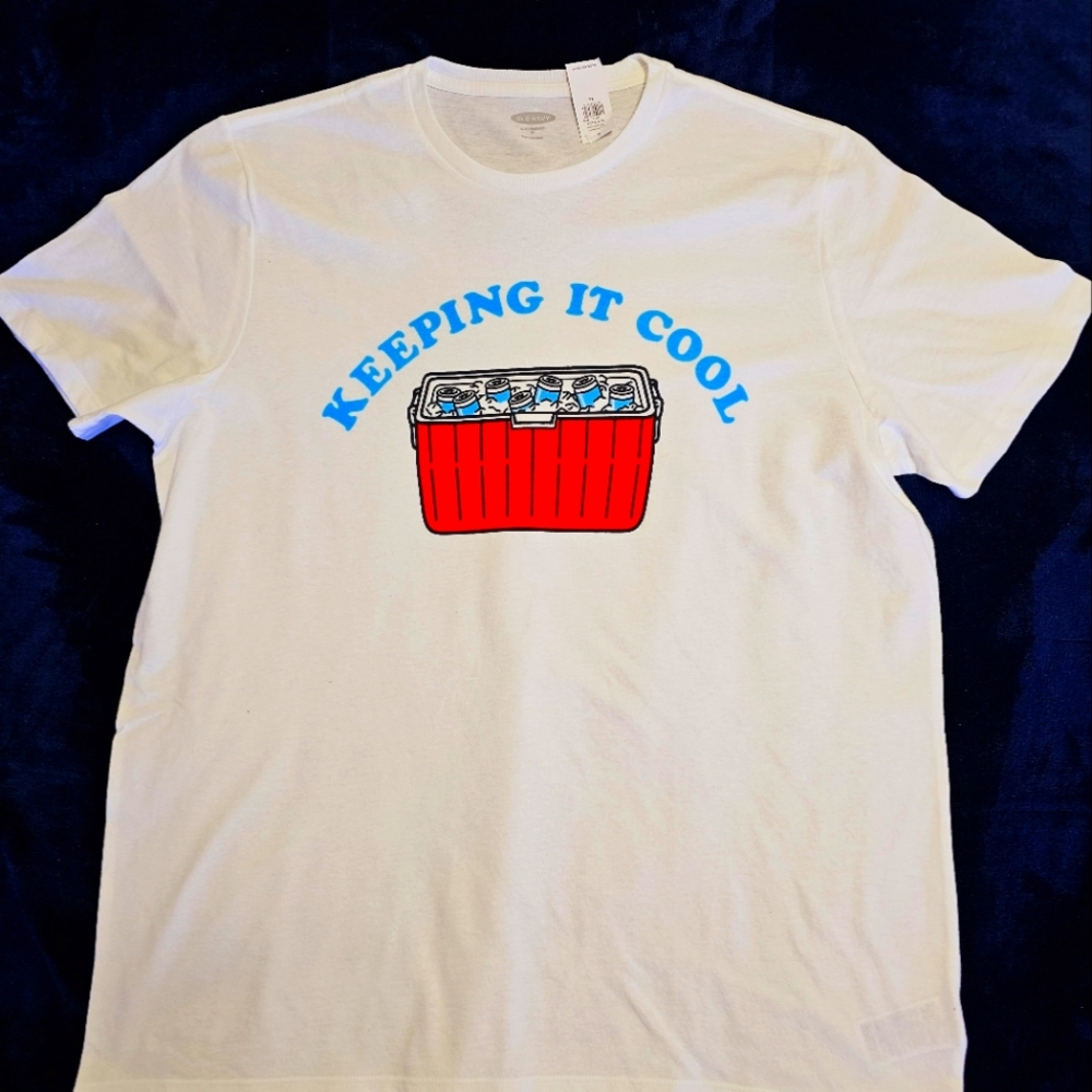 Brand New with Tags Old Navy Graphic tshirt XL
